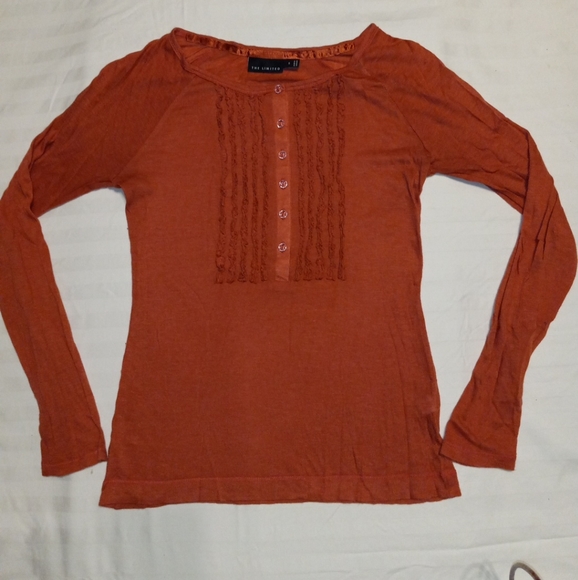 10 PIECE BUNDLE DEAL!       10 Women shirts.                   Size- Small - Picture 11 of 12